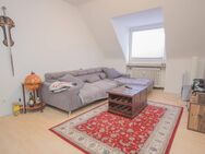 Charmante Dachgeschosswohnung mit 2 Zimmern in Zentraler Lage von Neuss - Neuss