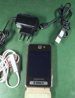 Samsung SGH-F480i - (Ohne Simlock) Handy Champagner Rosefarben - Oberhaching