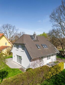 Charmantes Einfamilienhaus in wunderschöner Lage - Teltow