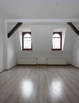 Renovierte 3 Raum Dachgeschosswohnung in der Görlitzer Südstadt! - Görlitz
