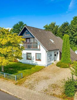 Sörup: Großzügiges Architektenhaus mit Entwicklungspoten- zial nahe dem Südensee - Sörup