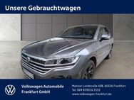 VW Touareg, 3.0 TDI R-Line FrontAssist CR75NJ, Jahr 2021 - Frankfurt (Main)