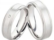 Edelstahlringe E322 mit Zirkonia oder Diamant und Gravur - Aholming
