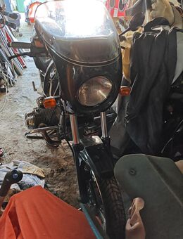Klassisch- Schwarze BMW R100 R 247E - Nördlingen