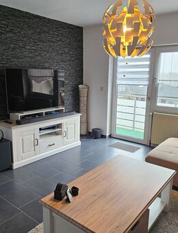 Schöne, gemütliche 3 ZKB mit Balkon in zentraler Lage! - Löningen