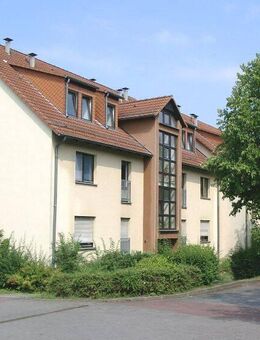 Schöne 2-Zimmer Wohnung mit neuen Bodenbelägen zu vermieten - Bad Hersfeld