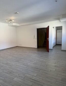 Großzügige 2-Zimmer-Wohnung in zentrumsnaher Lage - Viernheim