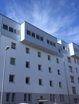 Dachgeschosswohnung mit Einbauküche - Neu Ulm