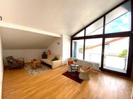 Schicke 3,5-Zimmer-Atelierwohnung mit EBK u. Balkon in ruhiger Lage an EINZELPERSON MITTLEREN ALTERS - Aichtal