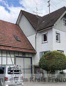 Familienidyll mit Geschichte - großzügiges Wohnhaus mit ELW in Freudenstadt-Wittlensweiler - Freudenstadt