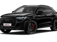 Audi RSQ8, performance, Jahr 2022 - Burgoberbach