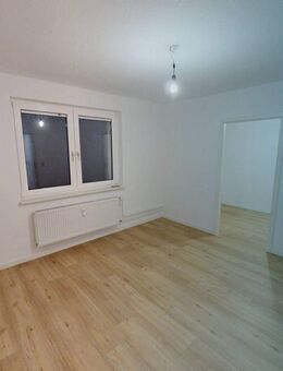 Vollständig sanierte 2-Zimmer-Wohnung mit modernem Duschbad in ruhiger Lage - Ratzeburg