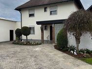 Einfamilienhaus mit Charme - mit Nebengebäude und Garage - Schirmitz