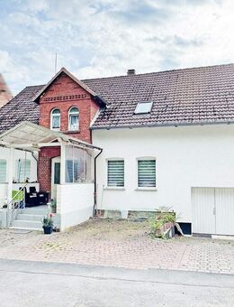 Stilvolle Wohnkultur: Modernisiertes Einfamilienhaus mit Charakter! - Extertal