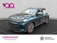 VW Tiguan, 1.5 eTSI digitales, Jahr 2024 - Köln