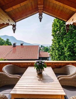 EXKLUSIVE DACHGESCHOSSWOHNUNG IN ZENTRALER LAGE, ROTTACH-EGERN - Rottach-Egern