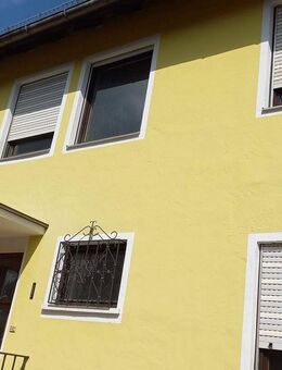 längs geteilte DHH mit Einliegerwohnung in 85221 Dachau - Dachau