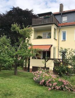 Doppelhaushälfte mit 3 Wohnungen in sehr begehrter und ruhiger Lage in Leipzig-Gohlis - Leipzig