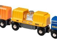 BRIO® Spielzeug-Eisenbahn Güterzug mit drei Waggons, FSC® - schützt Wald - weltweit