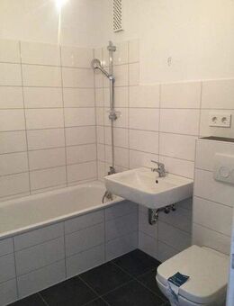 Geräumige 3-Zimmer-Wohnung mit Balkon - Bielefeld