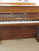 SEILER 114 Klassik Gebrauchtklavier Nussbaum in 52385