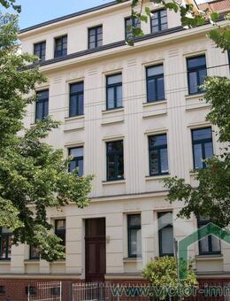 ** 2,5-Zimmer-DG-Wohnung mit Kamin ** - Leipzig