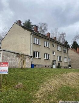 ** VERHANDLUNGSBASIS ** Zwei Mehrfamilienhäuser mit Potenzial in Weilröda zum Sanieren - Sonnenstein