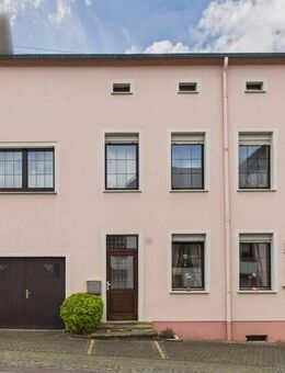 GEPFLEGTES WOHNHAUS MIT 4 SZ, 2 BÄDERN, GARTEN U. GARAGE IN TOP LAGE! - Perl