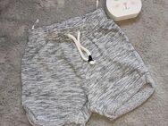 C&A kurze Hose Shorts Größe 80 - Menden (Sauerland)