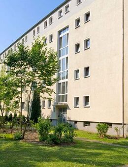 Hoch hinaus! 3 Etage mit neuem Wannenbad und Balkon - Gelsenkirchen