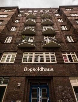 St. Georg-Süd: 4,5-Zimmer-Altbau, ideal als Wohnbüro, Praxis, Atelier, Wohngemeinschaft möglich - Hamburg