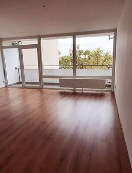 Charmante 3-Zimmer-Wohnung mit Balkon und barrierefreiem Zugang - eine attraktive Kapitalanlage - Offenbach (Main)