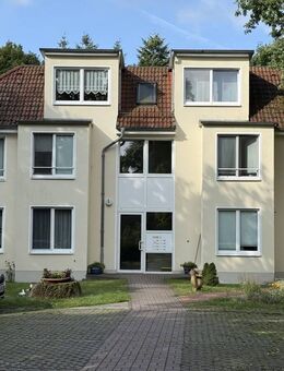Repräsentative Stadtvilla in grüner und ruhiger Wohnlage mit Sonnenterrasse***Bezugsfrei zum 01.10.2025***Wannenbad***Kfz-Stellplatz*** - Schöneiche (Berlin)