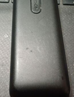 ein Handy Nokia 108 mit zweitem Akku - Höhr-Grenzhausen