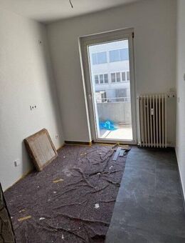 Moderne 2-Zimmer-Wohnung mit Balkon und Aufzug im Herzen von Hagen - Bilder folgen! - Hagen (Stadt der FernUniversität)