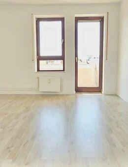 Charmanten 2-Zimmer-Wohnung in Eisenberg - Eisenberg (Pfalz)