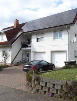 Vielseitiges 2-Familienhaus mit Balkon, Terrasse und sonnigem Garten in Stockhausen! - Leun