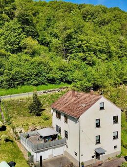 Schlangenbad-Niedergladbach: Ein 2-Familienhaus in Waldrandlage mit Potential! - Schlangenbad