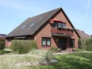 Neu renoviertes Ferienhaus mit zwei Ferienwohnungen im Dorfkern von Vollerwiek gelegen, zu verkaufen - Vollerwiek
