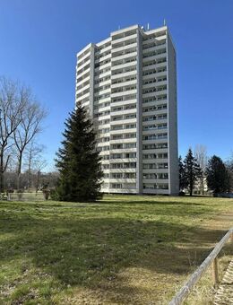 Charmante 2 Zimmer-Wohnung mit zwei Südbalkonen und traumhaftem Ausblick - Puchheim
