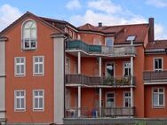 (12344_16) MGN: ruhige 2-Raum-Wohnung mit Parkett und sonnigem Dachbalkon in der City, Aufzug, EBK möglich - Meiningen