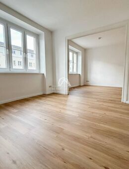 5-ZIMMER WOHNUNG IN ZEHLENDORF I MIT POTENZIAL I RUHIGE LAGE I PROVISIONSFREI - Berlin