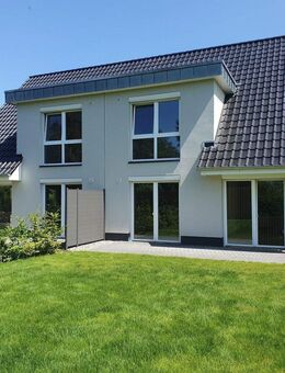 moderne DDH Doppelhaushälfte im Grünen ab 01.03.2026 - Woltersdorf (Schleswig-Holstein)