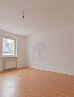 GRÄFEKIEZ - GANZ OBEN WOHNEN! SCHICKE UND HELLE ALTBAUWOHNUNG! PERFEKT GESCHNITTEN! PROVISIONSFREI! - Berlin