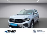 VW T-Cross, 1.0 TSI Life, Jahr 2024 - Schwerin