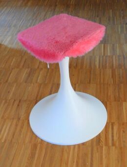Plüsch-Hocker rosa Metall original 60er / 70er - Lindenberg (Allgäu) Zentrum