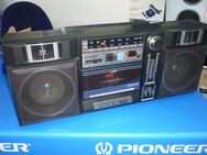 Marke: RADIONE Graphic Equalizer 3 Band Radio Cassette Radio Rec. Stereo Portabel HPM-007 - Dübendorf