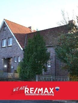 Großes Backsteinhaus auf großem Grundstück - Visselhövede