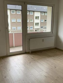 Renovierte 2-Zimmer-Wohnung am Kastanienweg frei! - Ahlen