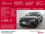 Audi Q8, S line 55 quattro, Jahr 2024 - Berlin